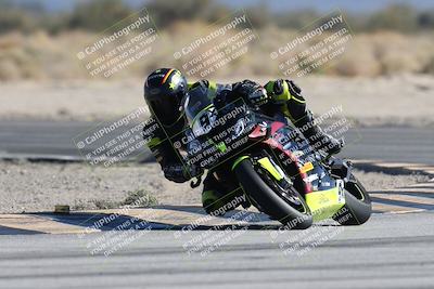 media/Dec-05-2025-CVMA Friday Practice (Fri) [[303bad9a84]]/1-Racer 1/Session 4 (Turn 16)/